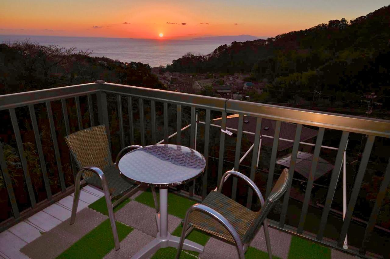 Villa Breathtaking View House à Itō Extérieur photo